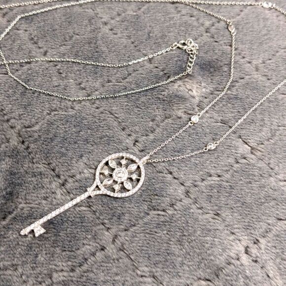 Beautiful Clear Crystal Key Pendant/Necklace Rhodium Plated by Nordstrom - Picture 12 of 15